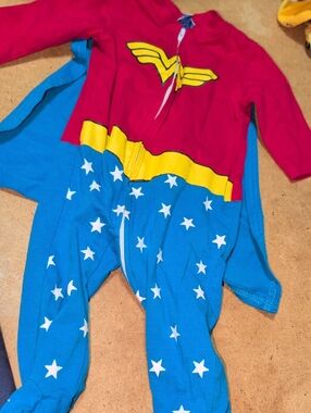 Baby Wonder Woman Superhero Zip Footie Sleeper Costume With Cape (No Size/3-6M)